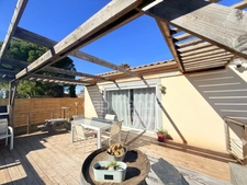 Maison de plain-pied, 4 pièces , terrain 500 m2 POUZILHAC (30)