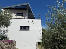 For sale: 105 m² house with breathtaking views of the Anduze valley, land approx. 1096 m²