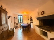 Maison bourgeoise mitoyenne à vendre 9 pièces COLOGNAC (30) terrain env. 1600m2