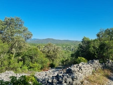 Terrain à vendre avec Mazet en pierre  SAUVE (30)