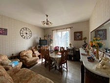 THOUARS (79) Maison à rénover de plain pied -70m2-2 chambres-grand jardin clos avec puits