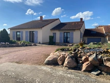 Maison de 155m2 dont 4 chambres +++ Nombreuses dépendances LOUZY (79)