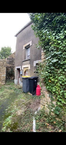 Set of 3 houses to renovate AIRVAULT (79)