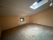 Maison de 70 m2 en pierres à restaurer TAIZE