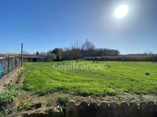 SAINT VARENT Single-story house with 4 rooms