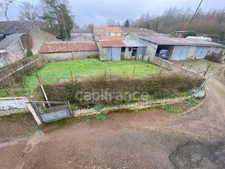 SAINT VARENT Single-storey house of 90 m2 Ideal first purchase 