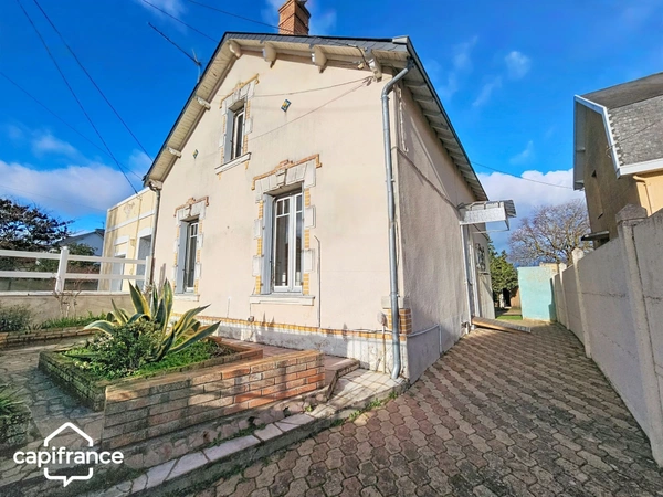 Thouars centre Maison de ville de 90 m2 3 chambres