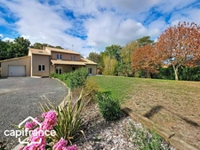 Maison de 169 m2- proche Thouars-terrain de 2000m2 - 4 chambres et +