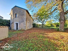 SAINTE VERGE (79) Longère de 195M2 et Maison d'amis