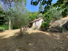 THOUARS Maison de 51m2 avec vue imprenable sur le Châtelier et joli terrain au bord du Thouet