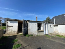 SAINT VARENT Single-storey house of 90 m2 Ideal first purchase 