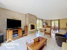 Maison de 169 m2- proche Thouars-terrain de 2000m2 - 4 chambres et +