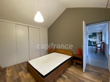 THOUARS Maison de 51m2 avec vue imprenable sur le Châtelier et joli terrain au bord du Thouet