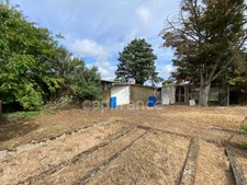 THOUARS (79) Maison à rénover de plain pied -70m2-2 chambres-grand jardin clos avec puits