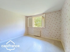 Maison de 169 m2- proche Thouars-terrain de 2000m2 - 4 chambres et +