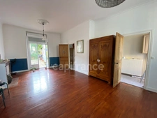 THOUARS  Place Lavault  Maison de 120 m2 4 chambres