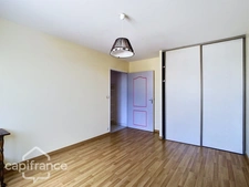 Maison à vendre 7 pièces MAUZE THOUARSAIS (79)