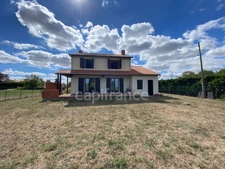 A 12 mns de Thouars Pavillon de 112m2 3 chambres avec beau terrain de 1900m2