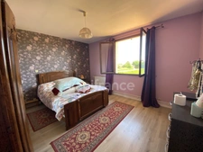 A 12 mns de Thouars Pavillon de 112m2 3 chambres avec beau terrain de 1900m2
