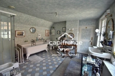 BERGUES - Maison bourgeoise, 11 pièces, 6 chambres, garage, grand jardin
