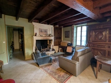 Maison à vendre SEGONZAC (16) Maison en moellons avec garage et grand jardin