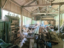 Dpt Charente (16), à vendre SEGONZAC Atelier avec garage