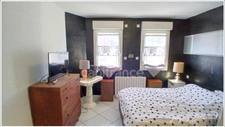 Maison contemporaine récente dans un quartier calme