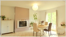 Maison de village avec local indépendant, dépendance et grand garage