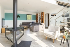 CONTEMPORARY VILLA