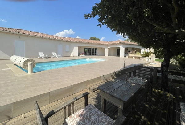 Maison à vendre 5 pièces OLLIERES (83)