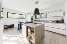 CONTEMPORARY VILLA