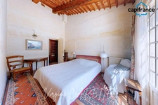 Property: 2 houses on 4 hectares in a dominant position