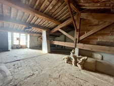 MAISON A RENOVER 160m2 + COMBLES AMENAGEABLES DE 75m2