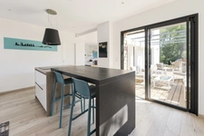 CONTEMPORARY VILLA