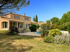 Maison à vendre 5 pièces proche de PUYRICARD (13)