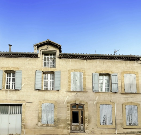 MAISON A RENOVER 160m2 + COMBLES AMENAGEABLES DE 75m2