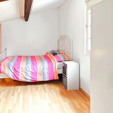 Property: 2 houses on 4 hectares in a dominant position