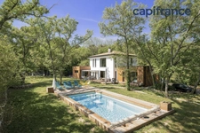 CONTEMPORARY VILLA