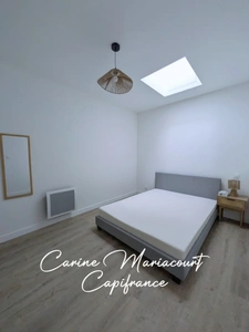 T2 MEUBLÉ 33 M² – ENTIÈREMENT RÉNOVÉ – CENTRE DE SAINT-MAIXENT-L’ÉCOLE