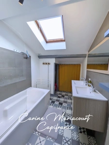 ✨ Maison en pierre rénovée avec goût – 157 m² habitables, grande grange et terrain piscinable de plus de 3 500 m² ✨