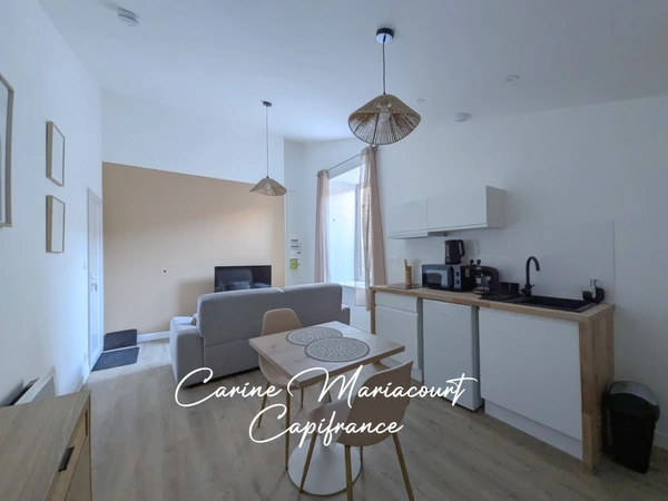 T2 MEUBLÉ 33 M² – ENTIÈREMENT RÉNOVÉ – CENTRE DE SAINT-MAIXENT-L’ÉCOLE