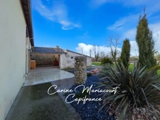 ✨ Maison en pierre rénovée avec goût – 157 m² habitables, grande grange et terrain piscinable de plus de 3 500 m² ✨