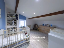 ✨ Maison en pierre rénovée avec goût – 157 m² habitables, grande grange et terrain piscinable de plus de 3 500 m² ✨