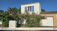 Lagord - Maison récente 3 chambres aux normes PMR, avec jardins, garage et stationnements, au calme à deux pas de La Rochelle