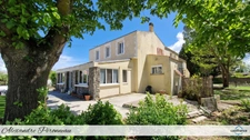 CHATELAILLON à vendre Maison 235 m² Gîte Chambres d'hôtes 12 piéces  - Terrain de 1 200 m² - Vendu loué -
