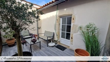 Charmante maison de ville 180 m², 4 chambres NUAILLE D'AUNIS (17) + Appartement duplex 44 m²