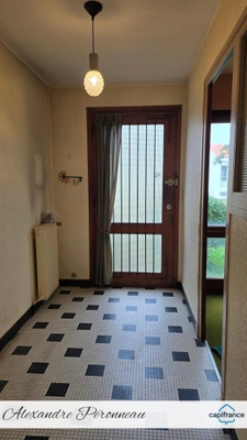 LA ROCHELLE – GRANDE MAISON FAMILIALE – 5 CHAMBRES – GRAND JARDIN – GARAGE – QUARTIER CALME