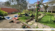 Maison avec fort potentiel commercial et habitation – Emplacement stratégique – Jardin 330 m² AYTRE (17)