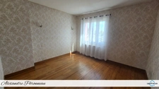 MAISON À RÉNOVER – 3 CHAMBRES – GRAND SÉJOUR – GARAGE – JARDINS – À MOINS DE 10 KM DE LA ROCHELLE