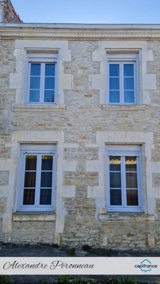 Charmante maison de ville 180 m², 4 chambres NUAILLE D'AUNIS (17) + Appartement duplex 44 m²
